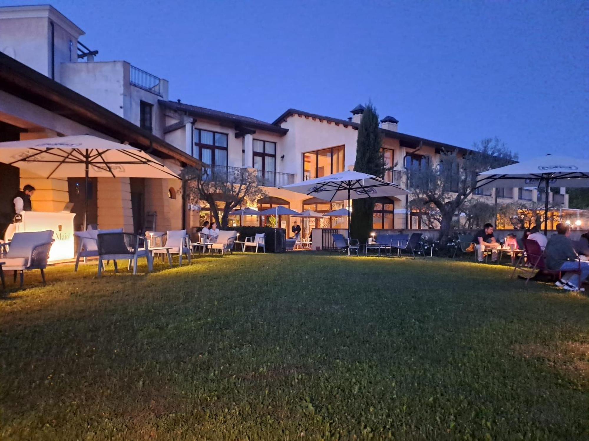 Garda Resort Village I Borghi Peschiera del Garda Exterior foto